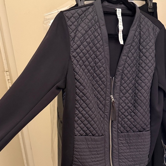 Lululemon Athletica Black Quilted Jacket - Picture 4 of 5